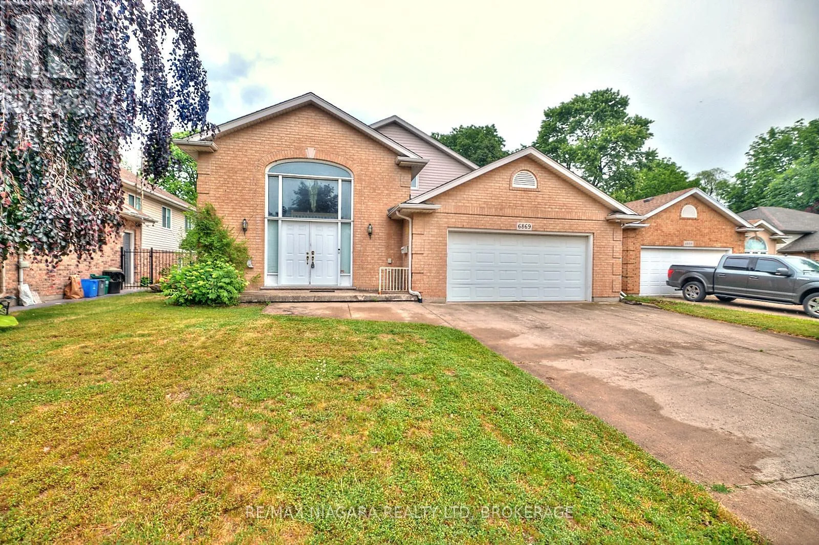 House for rent: 6869 Imperial Court, Niagara Falls, Ontario L2G 7W9