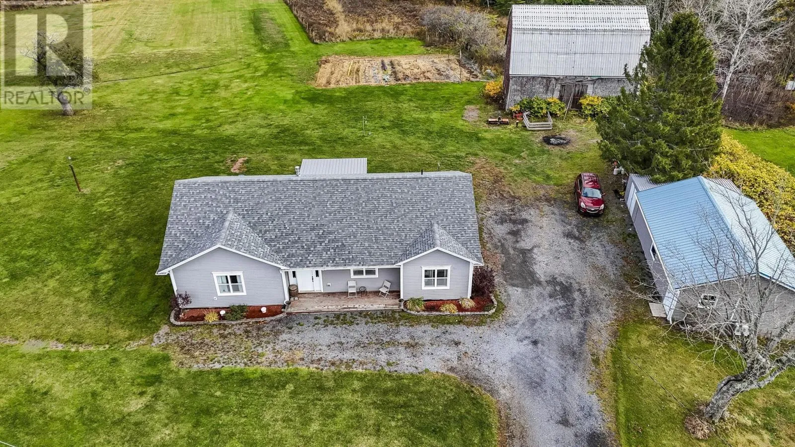 6874 Highway 354, Kennetcook, Nova Scotia B0N 1P0