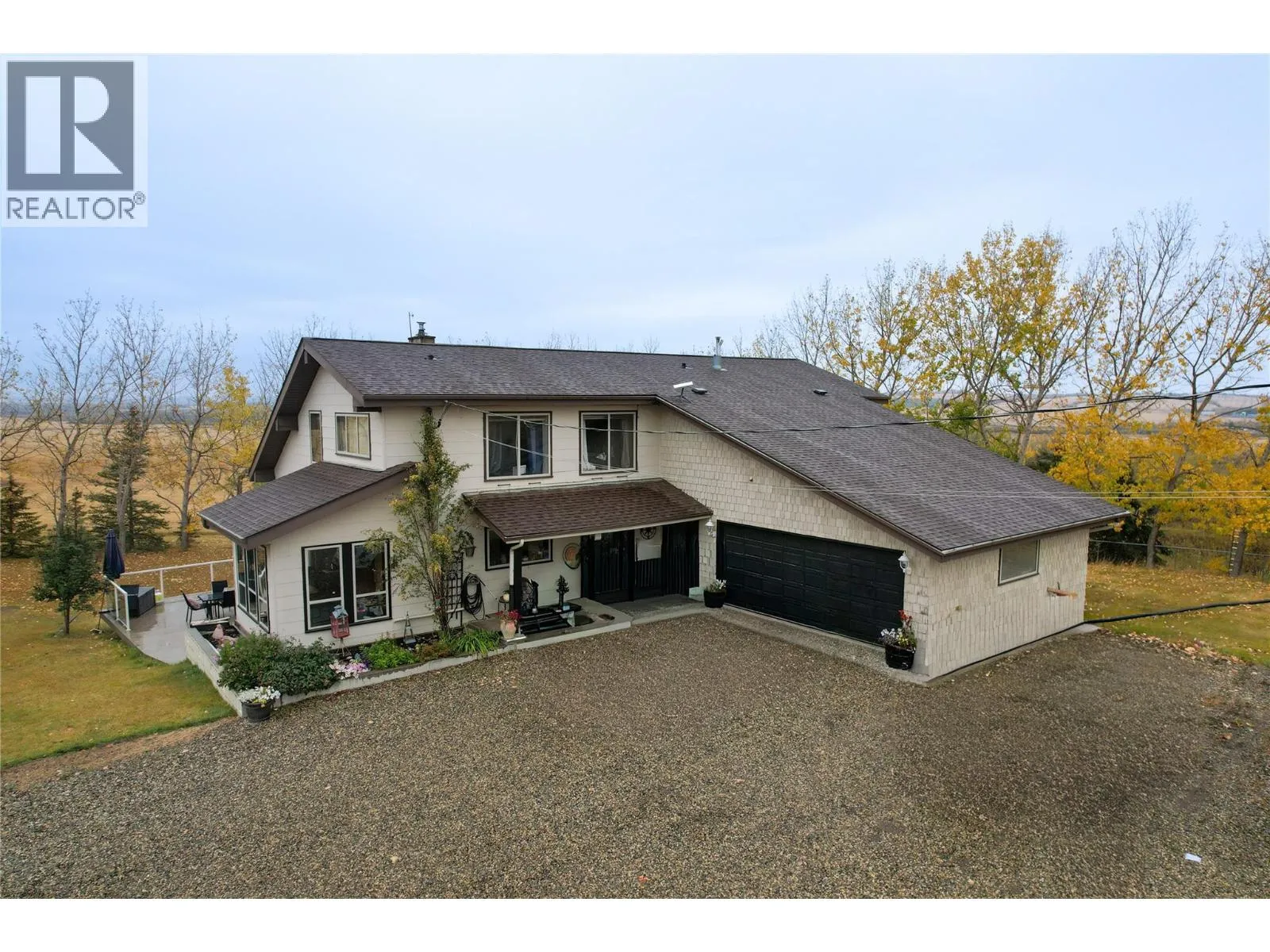 House for rent: 6879 217 Road, Dawson Creek, British Columbia V1G 0E4