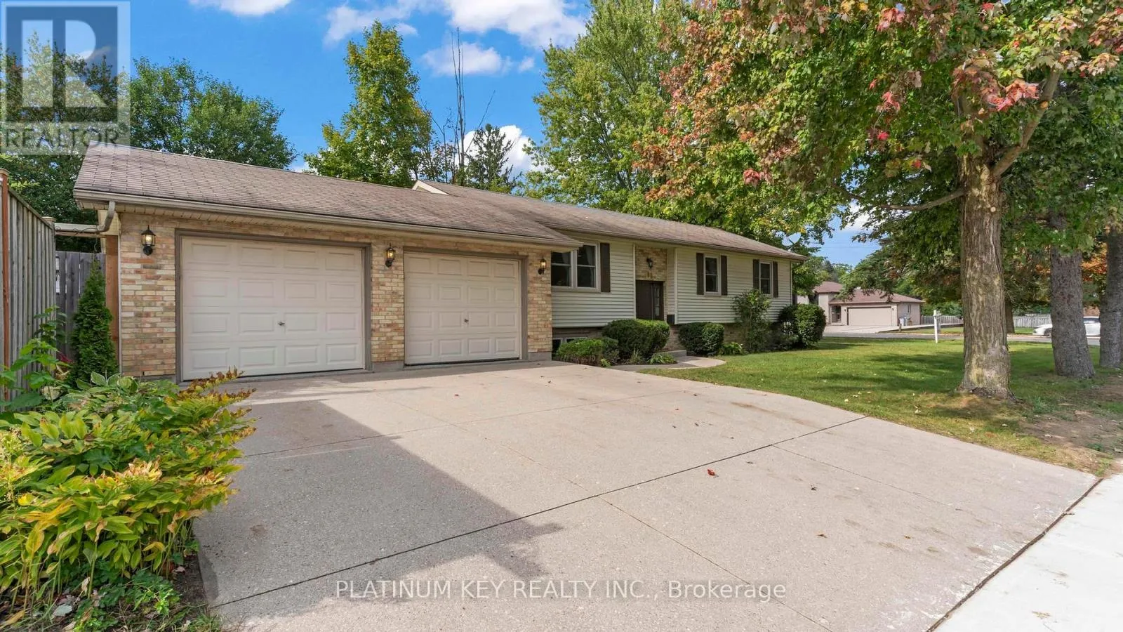 House for rent: 688 John Street, Strathroy-Caradoc, Ontario N0L 1W0