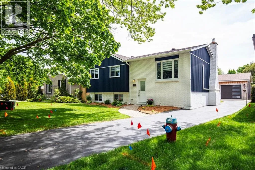 House for rent: 689 Macyoung Drive, Kincardine, Ontario N2Z 1T1