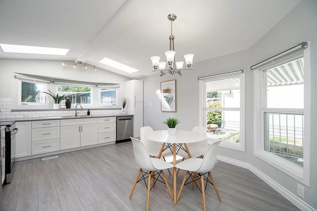 Manufactured Home for rent: 69 8254 134 Street, Surrey, British Columbia V3W 6M2