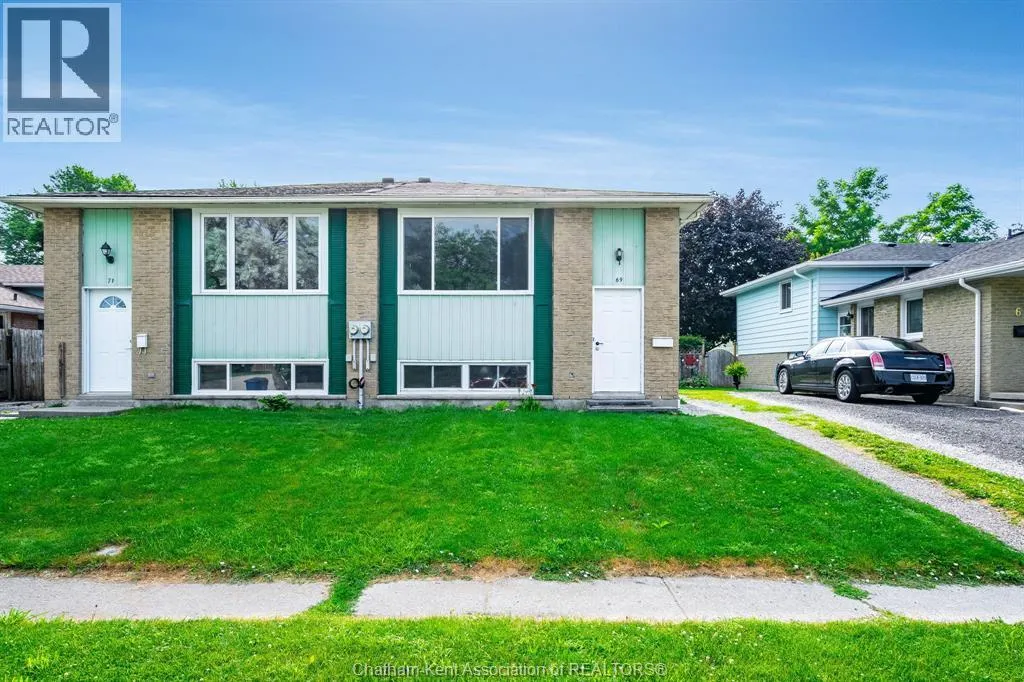 House for rent: 69 Bridle Path Road, Wallaceburg, Ontario N8A 4Y2