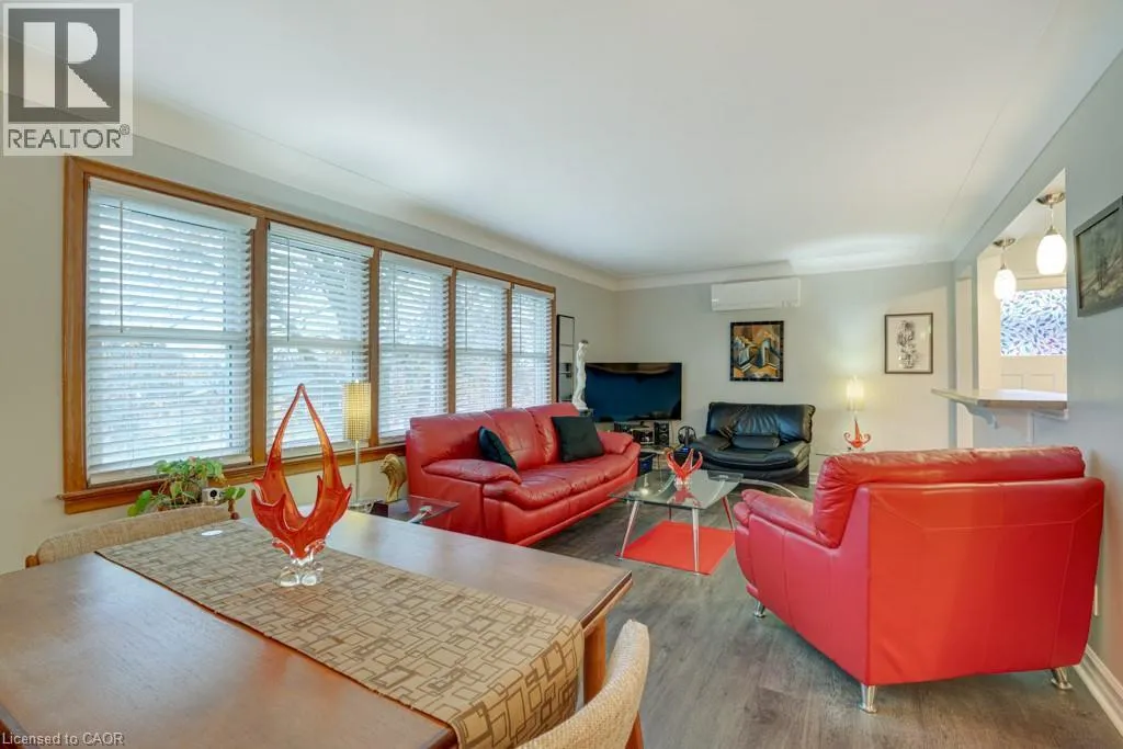 Apartment for rent: 69 Edinburgh Road Unit# 3, Kitchener, Ontario N2B 1M4