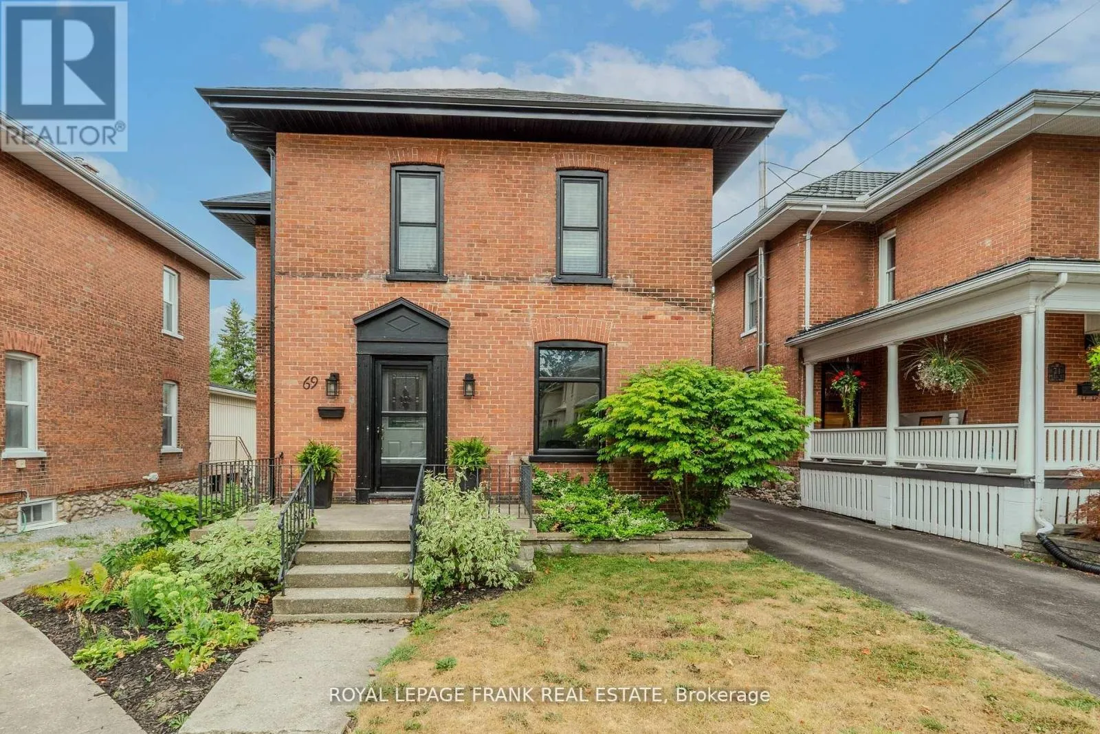 House for rent: 69 Peel Street, Kawartha Lakes, Ontario K9V 3M5