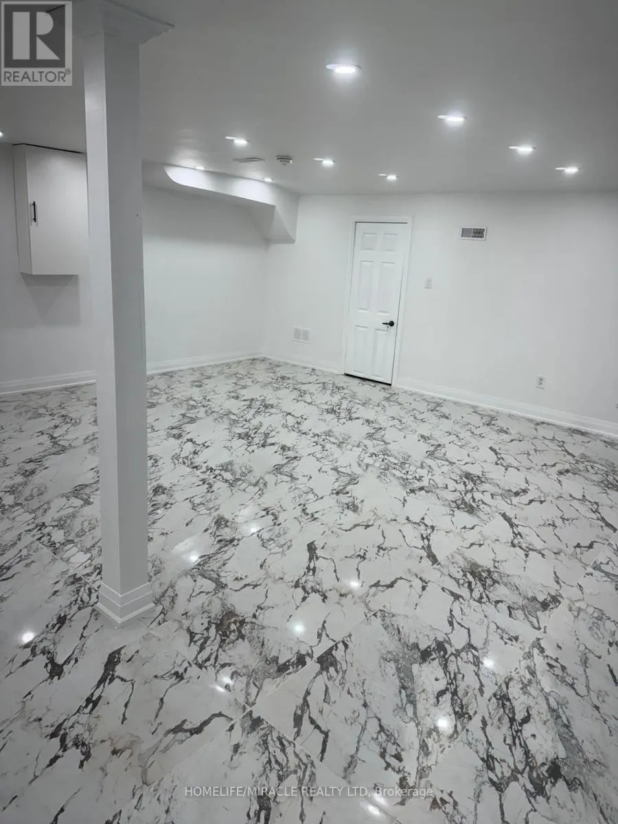 69 Southworth Street, Welland, Ontario L3B 1Y3