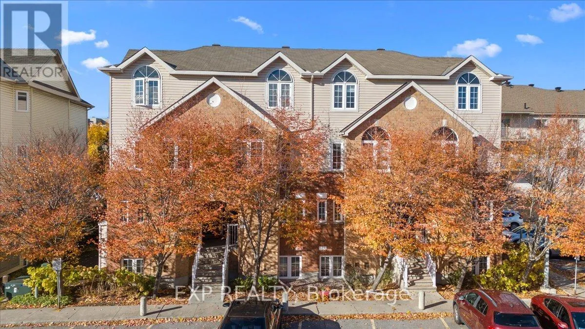 Apartment for rent: 69 Steele Park Private, Ottawa, Ontario K1J 0J2