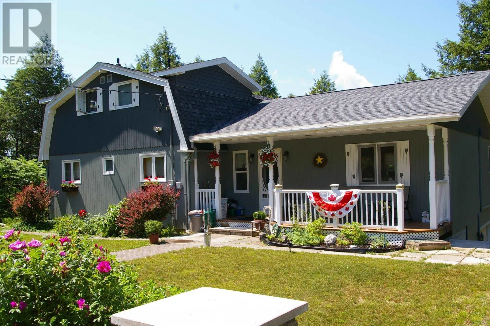 House for rent: 69 Thumb Cap Point Road, Labelle, Nova Scotia B0T 1E0