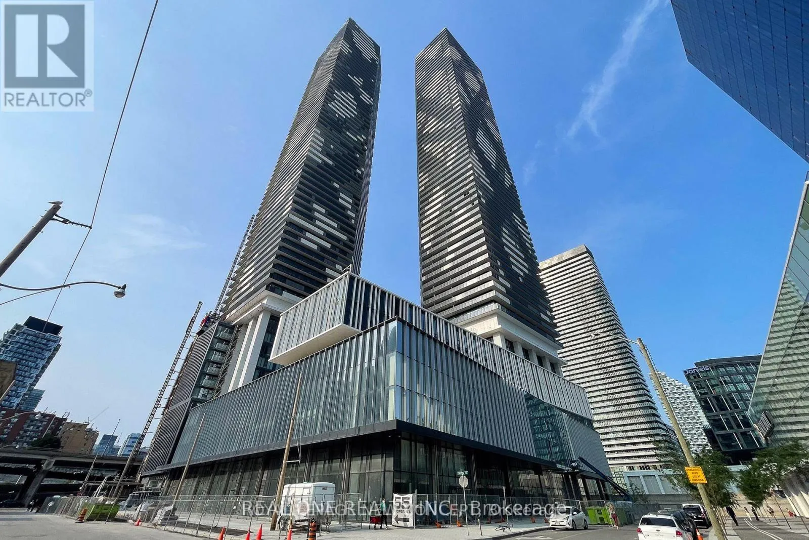 Apartment for rent: 6906 - 138 Downes Street, Toronto, Ontario M5E 0E4