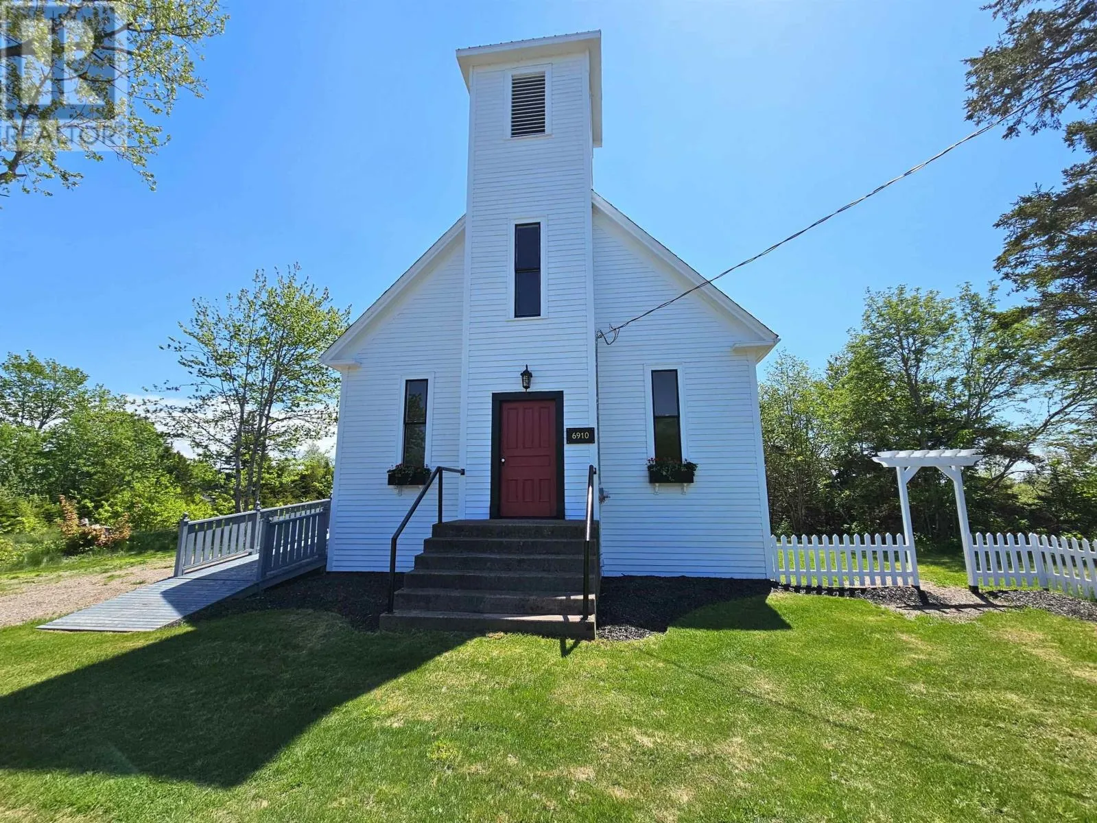 6910 Highway 2, Portapique, Nova Scotia B0M 1B0