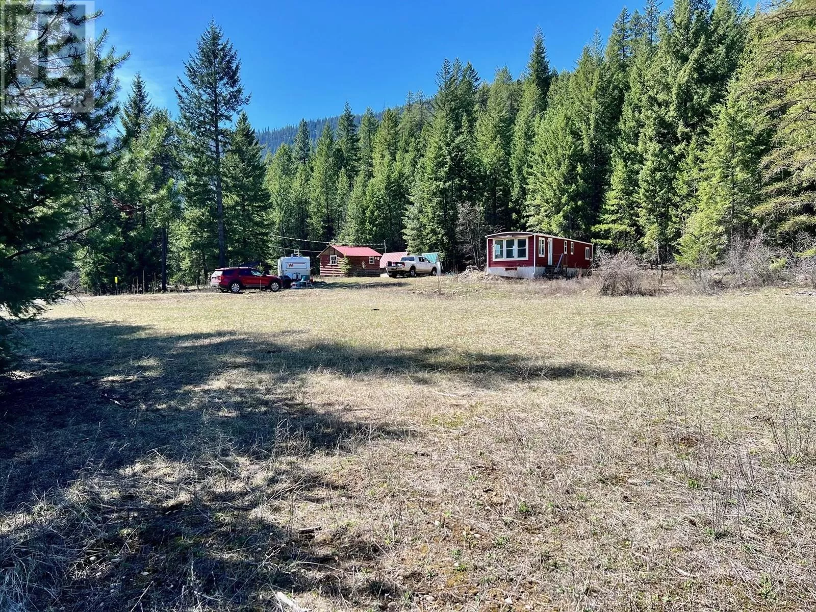 Other for rent: 6914 95 Highway, Kingsgate, British Columbia V0B 1V1