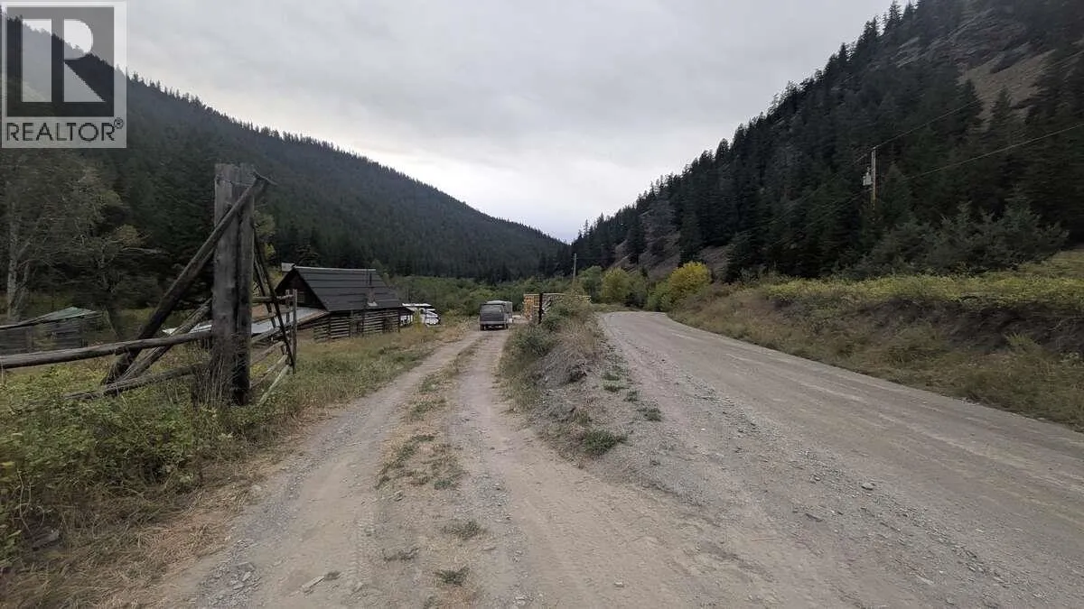 Other for rent: 6930 Big Bar Road, Clinton, British Columbia V0K 1K0