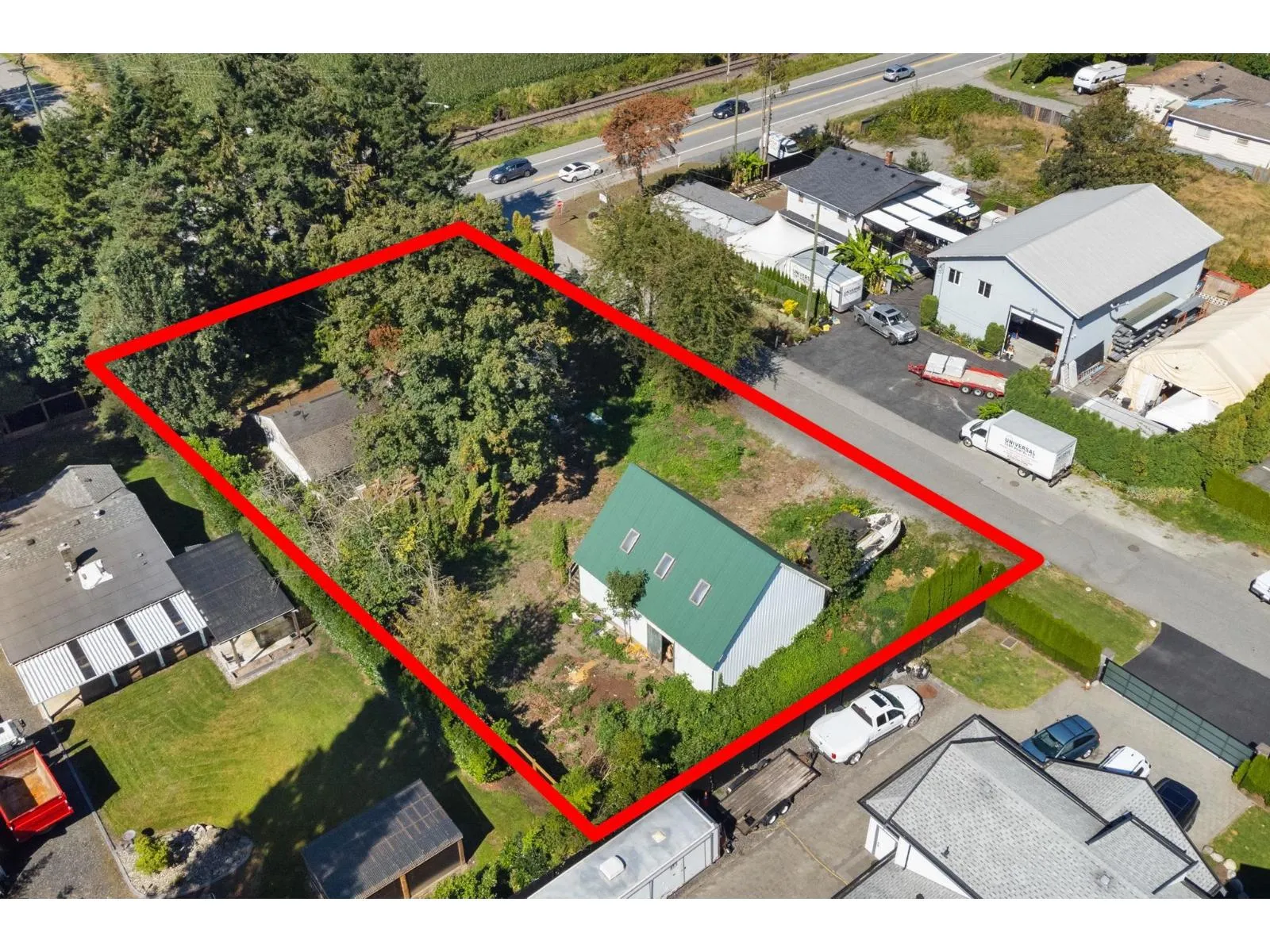 House for rent: 6934 Glover Road, Langley, British Columbia V2Y 1X9