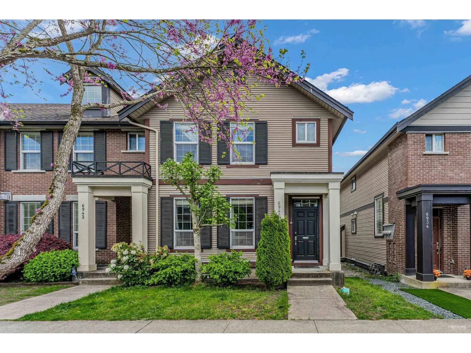 Row / Townhouse for rent: 6940 208a Street, Langley, British Columbia V2Y 0G1