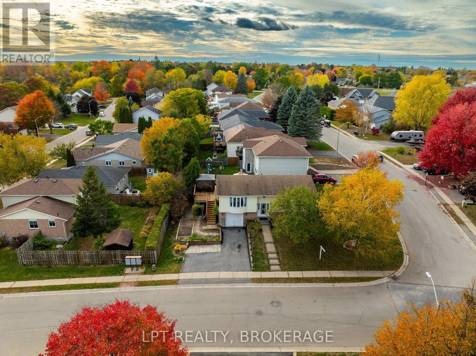 House for rent: 697 Macdonald Drive, Gananoque, Ontario K7G 3C4