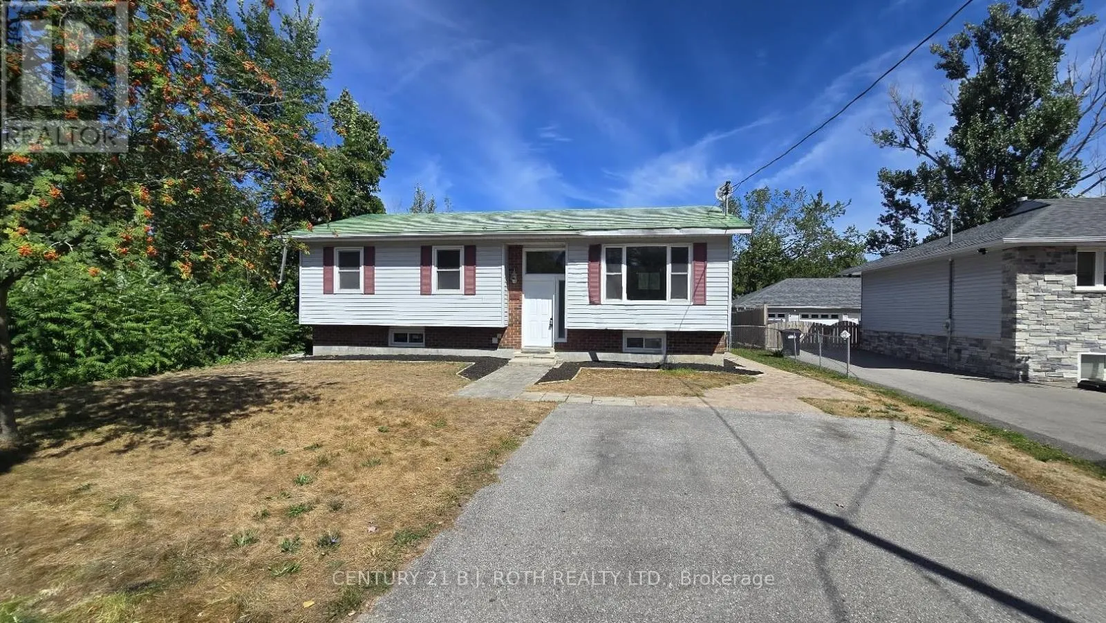 House for rent: 698 Burton Drive, Innisfil, Ontario L9S 2H6