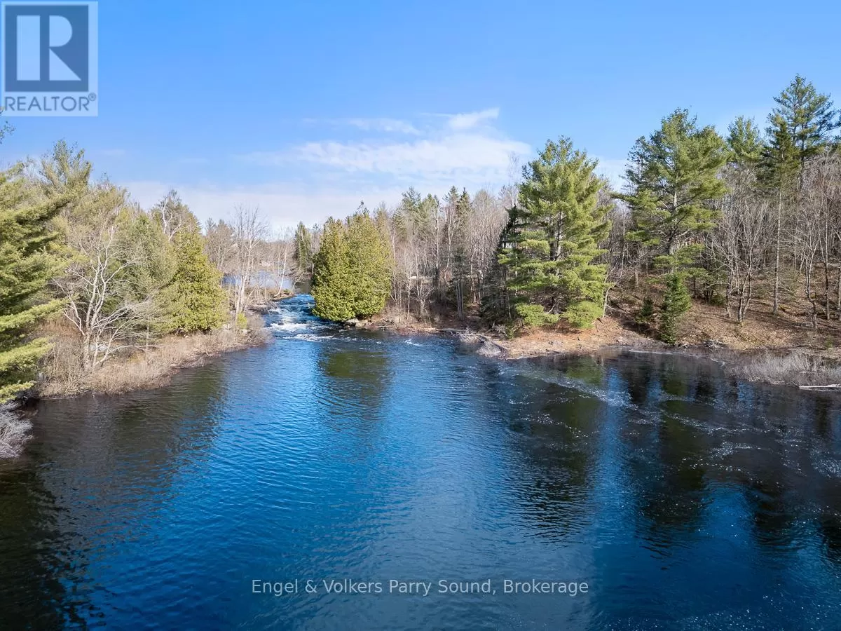 699 Bunny Trail, Whitestone, Ontario P2A 2W8