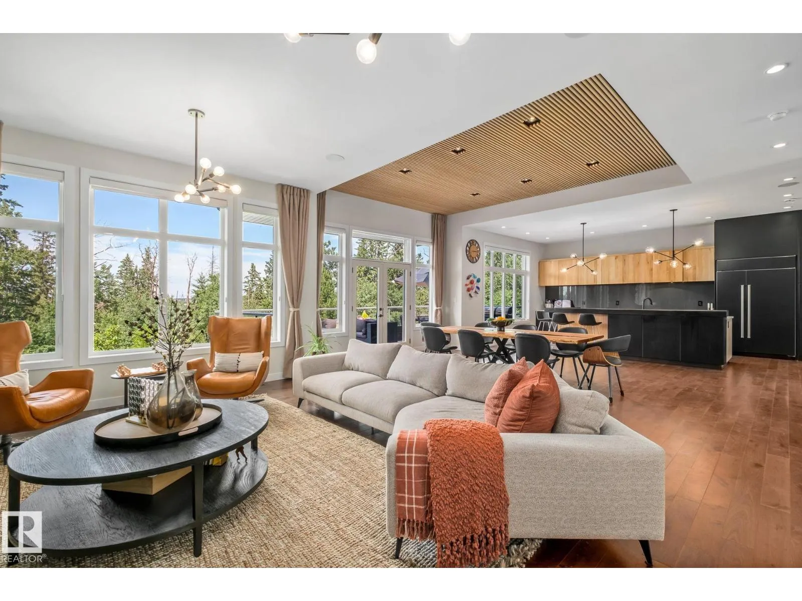 House for rent: 699 Howatt Dr Sw, Edmonton, Alberta T6W 3K3