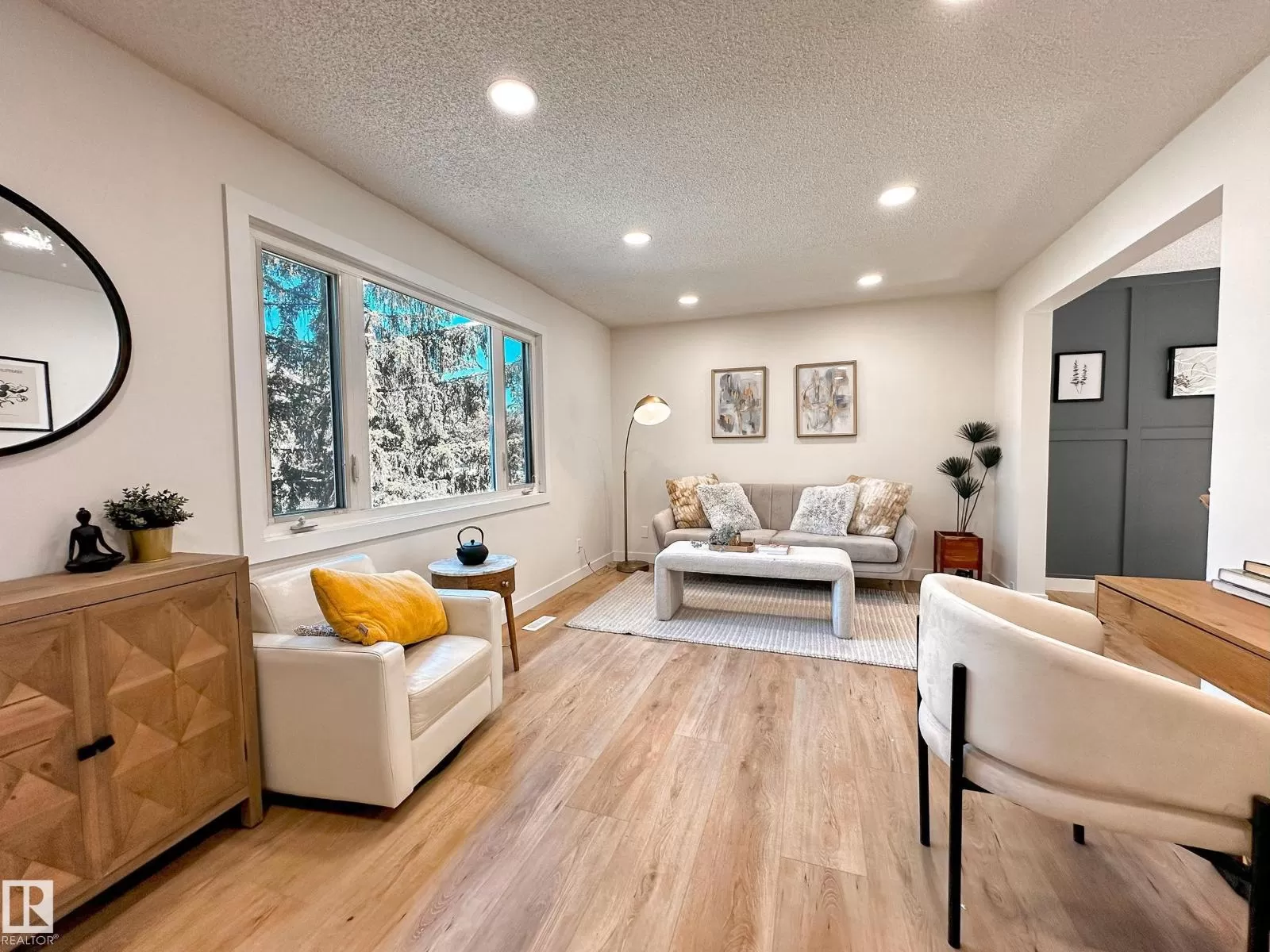 Row / Townhouse for rent: 6j Callingwood Co Nw, Edmonton, Alberta T5T 0H5