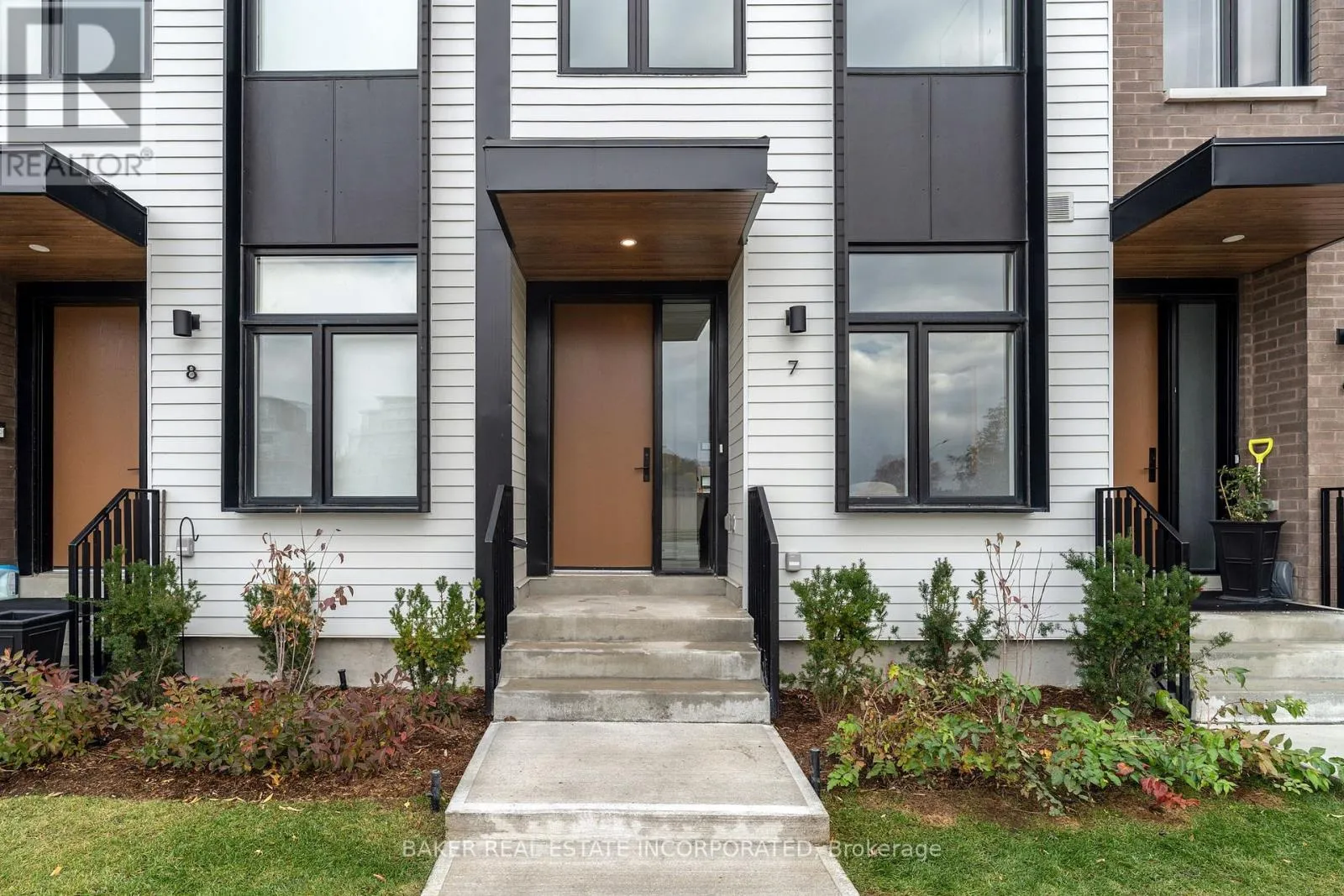 Row / Townhouse for rent: 7 - 10 Lou Parsons Way, Mississauga, Ontario L5H 0B2