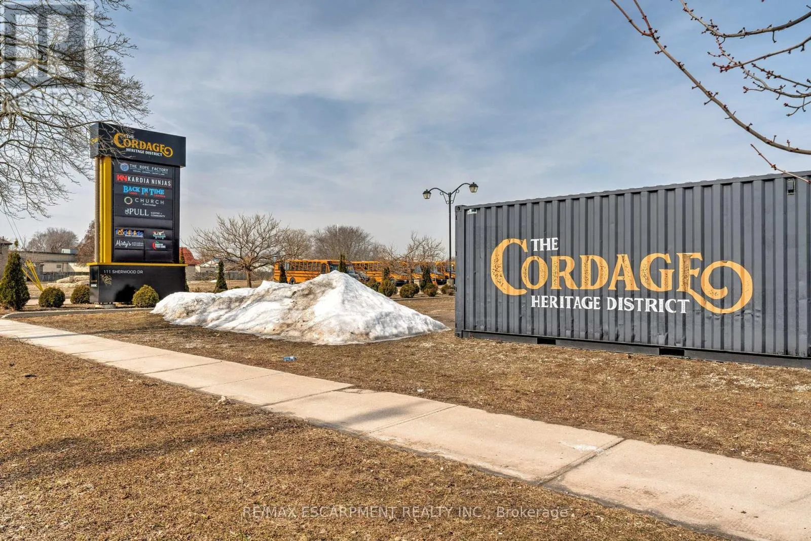 7 - 111 Sherwood Drive, Brantford, Ontario N3T 6J9