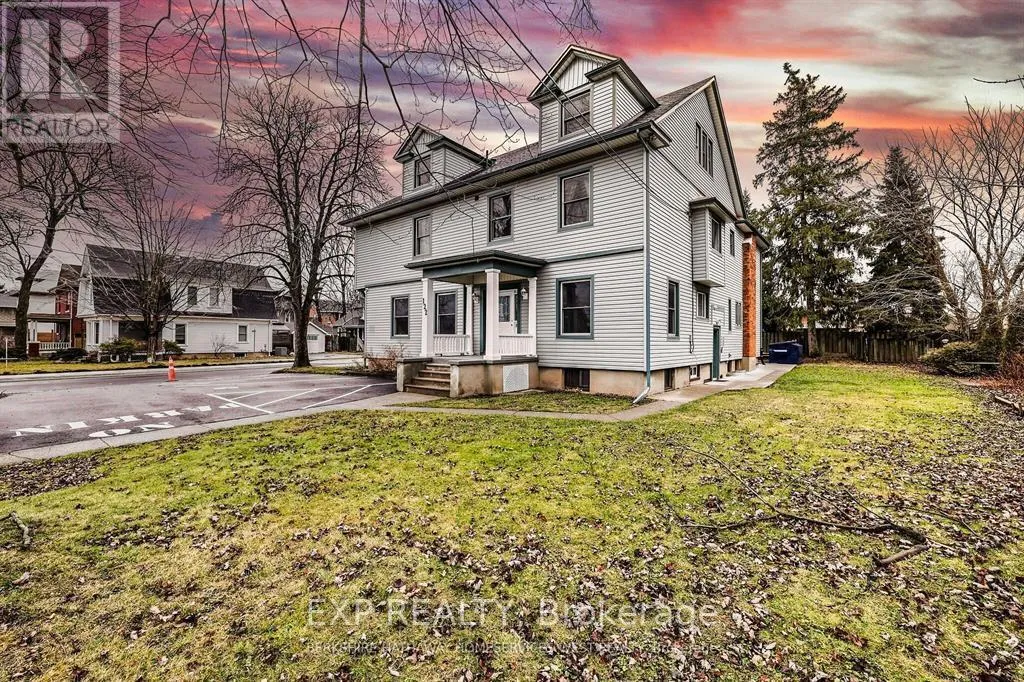 Other for rent: 7 - 122 Hellems Avenue, Welland, Ontario L3B 3B3