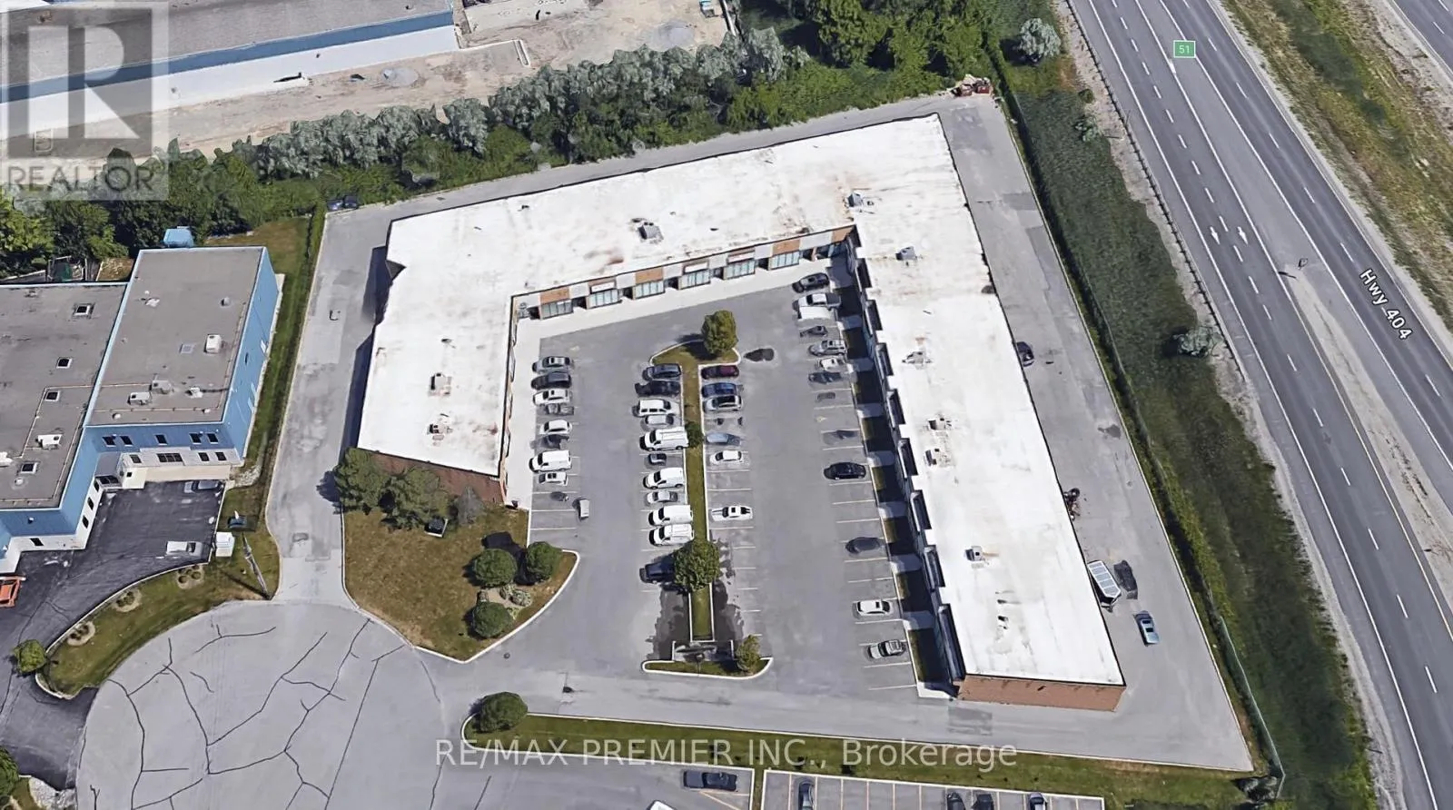 7 - 1260 Journeys End Circle, Newmarket, Ontario L3Y 7V1