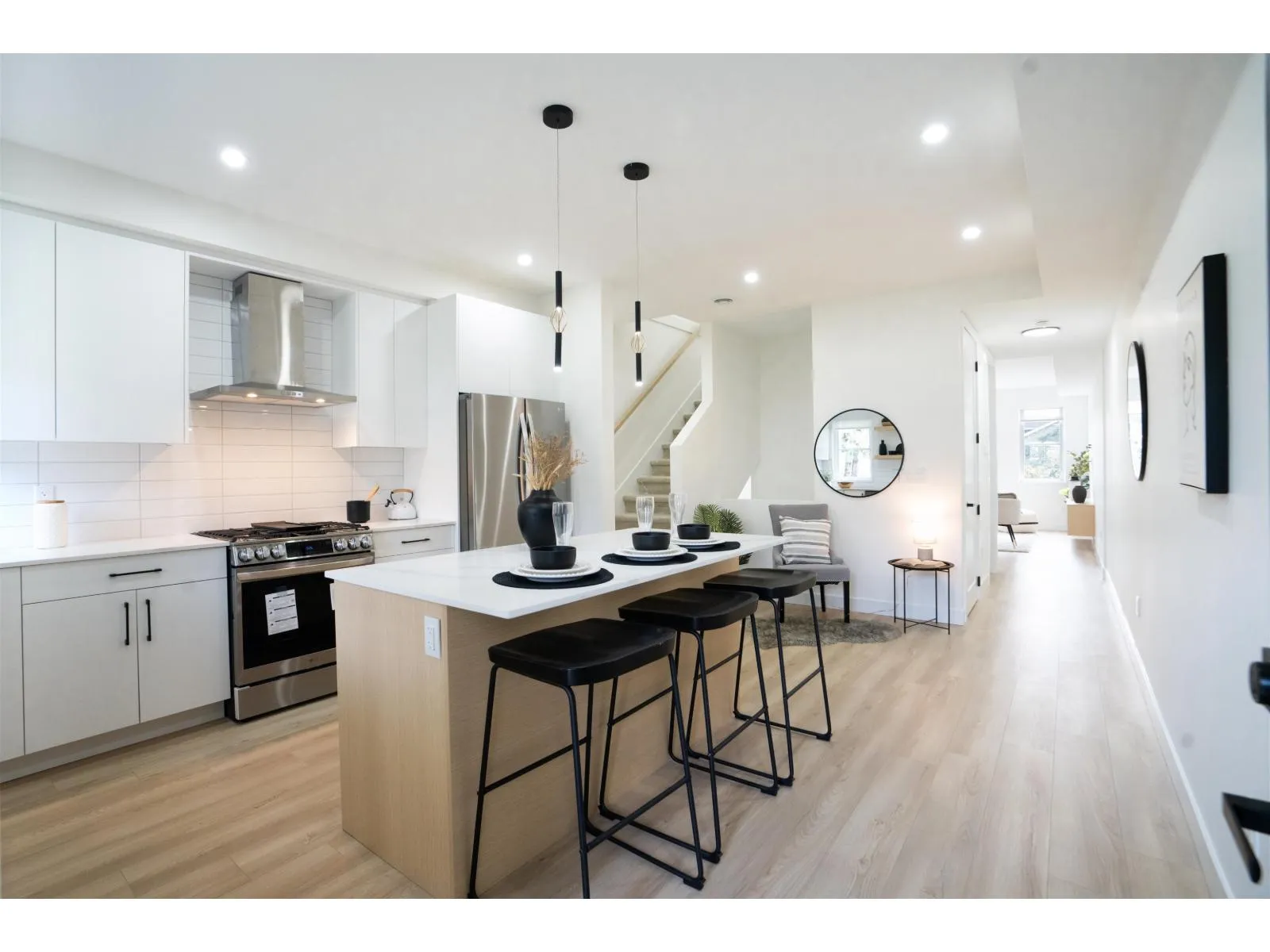 Row / Townhouse for rent: 7 14311 60 Avenue, Surrey, British Columbia V3X 2N4