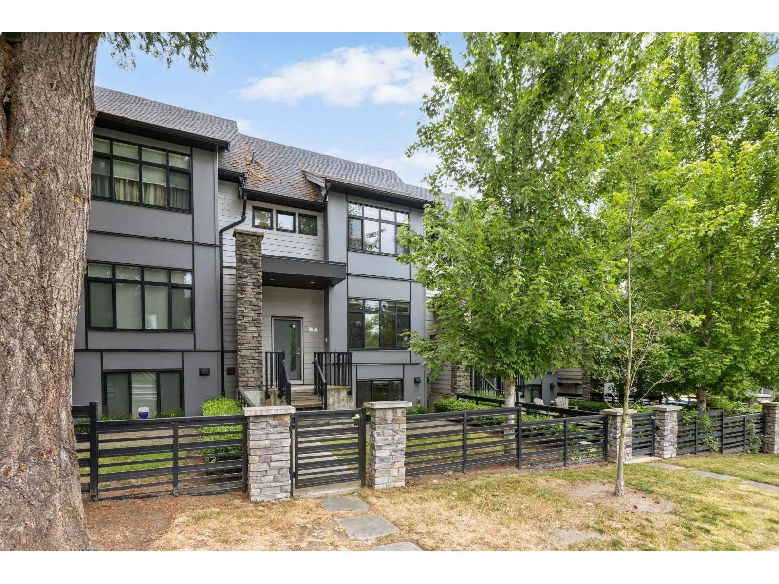 Row / Townhouse for rent: 7 15177 60 Avenue, Surrey, British Columbia V3S 7B3