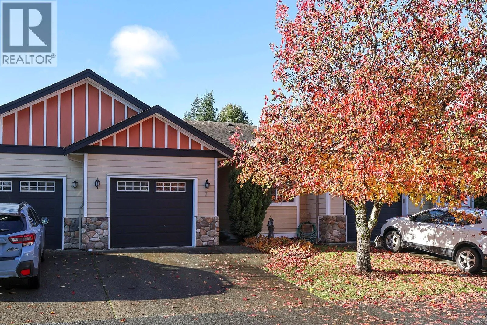 Row / Townhouse for rent: 7 2728 1st St, Courtenay, British Columbia V9N 4A4