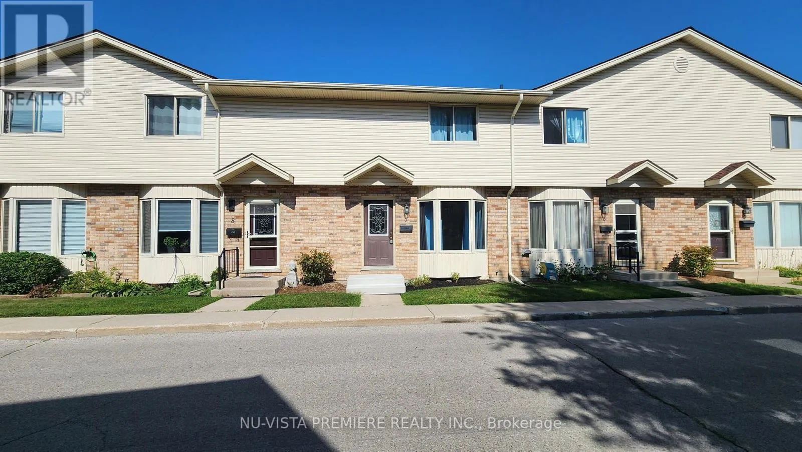 Row / Townhouse for rent: 7 - 40 Burslem Street, London East, Ontario N5W 2V7