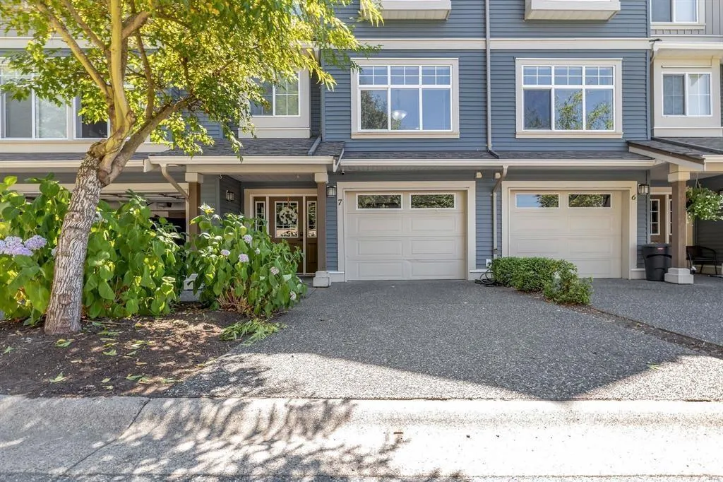 Row / Townhouse for rent: 7 5648 Promontory Road|promontory, Chilliwack, British Columbia V2R 0E5