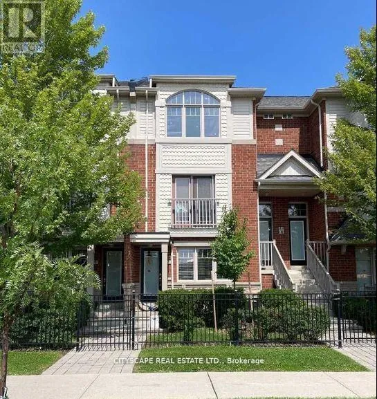 Row / Townhouse for rent: 7 - 5725 Tenth Line W, Mississauga, Ontario L5M 0P7