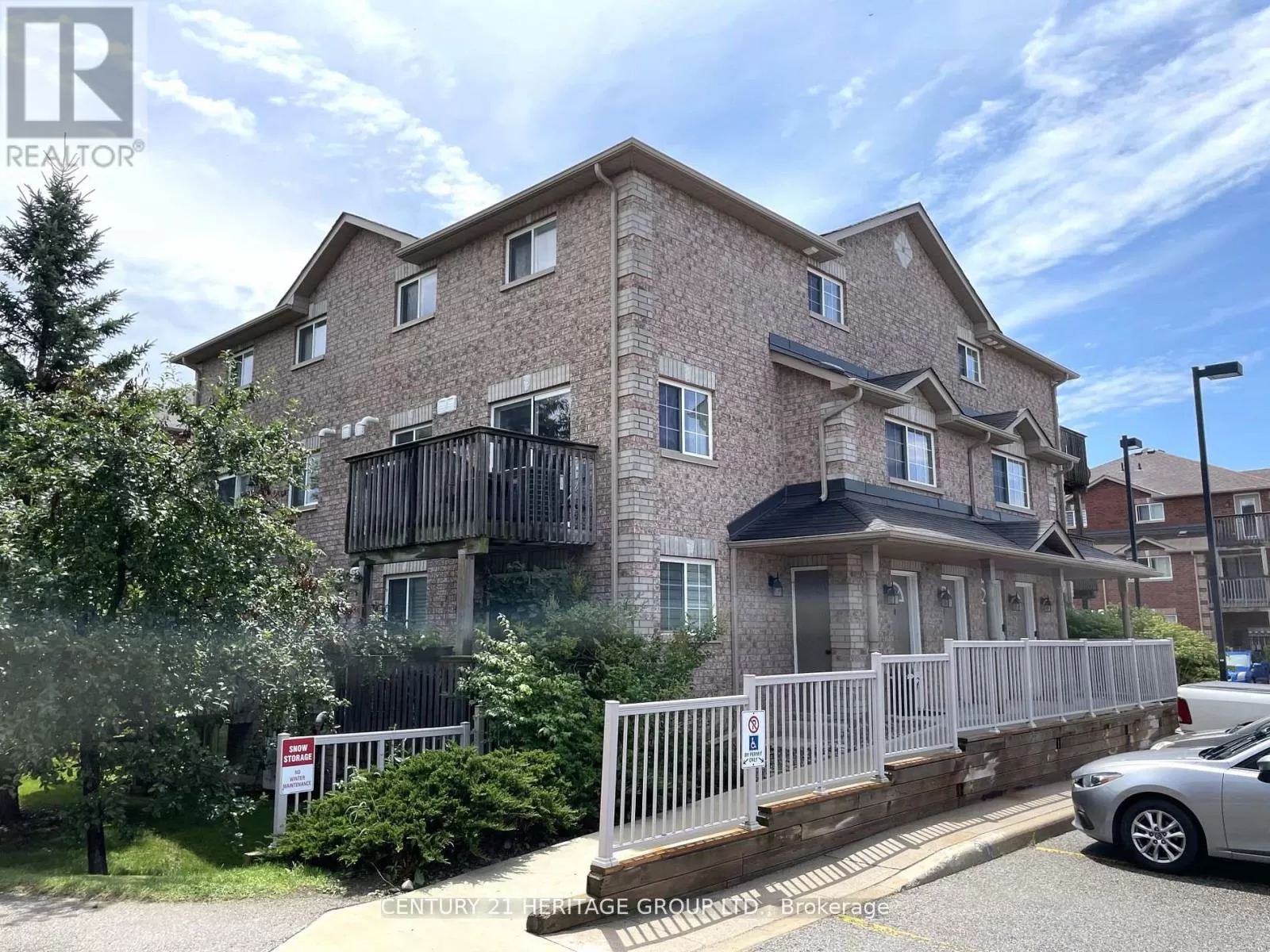 Row / Townhouse for rent: 7 - 89 Goodwin Drive, Barrie, Ontario L4N 6K4