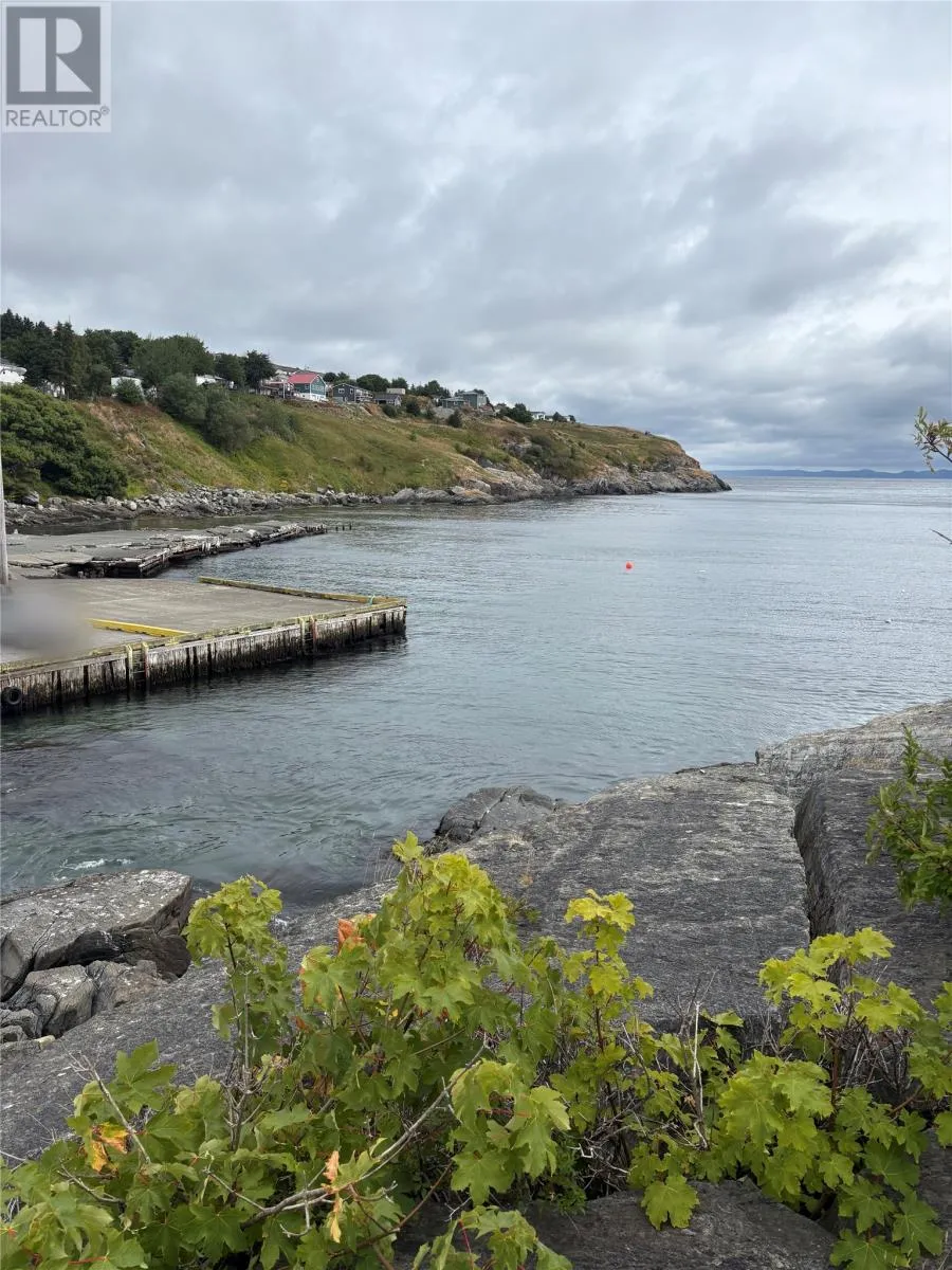 7 Big Lane, Upper Island Cove, Newfoundland & Labrador A0A 4E0