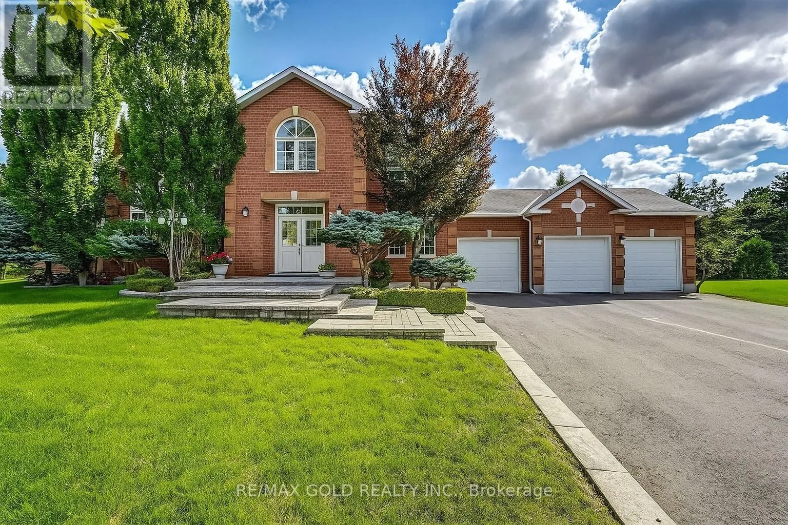 House for rent: 7 Brandiff Court, Caledon, Ontario L7C 1P6