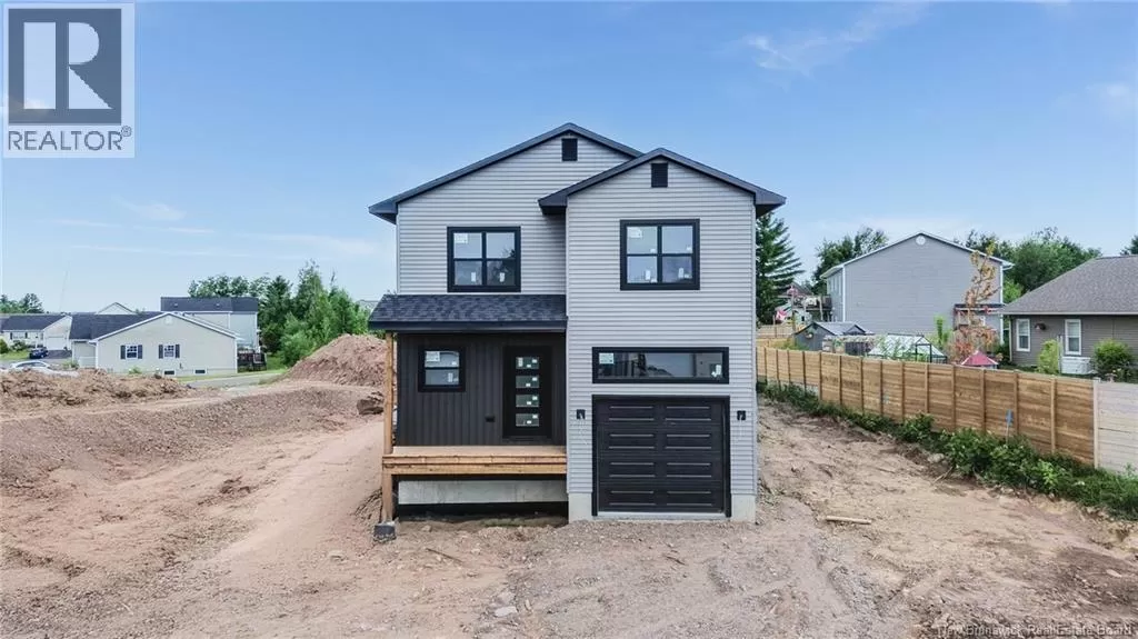 House for rent: 7 Brizley Street, Oromocto, New Brunswick E2V 4R1