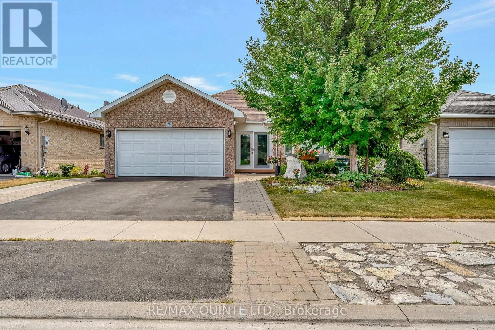 House for rent: 7 Chestnut Drive, Belleville, Ontario K8N 0M9