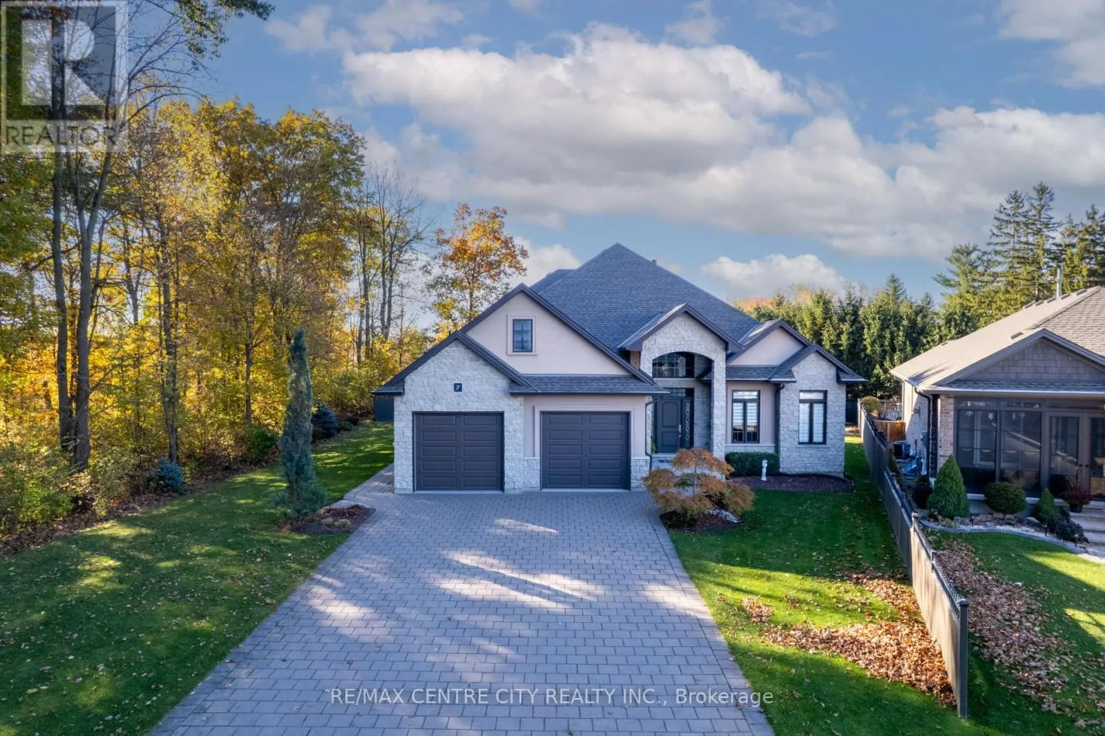 House for rent: 7 Drake Court, Strathroy-Caradoc, Ontario N7G 0E1