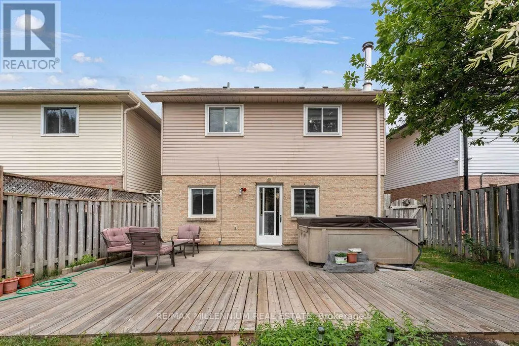 House for rent: 7 Empire Crescent, Clarington, Ontario L1E 1E4