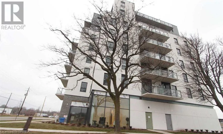 Apartment for rent: 7 Erie Avenue Unit# 801, Brantford, Ontario N3S 0K5