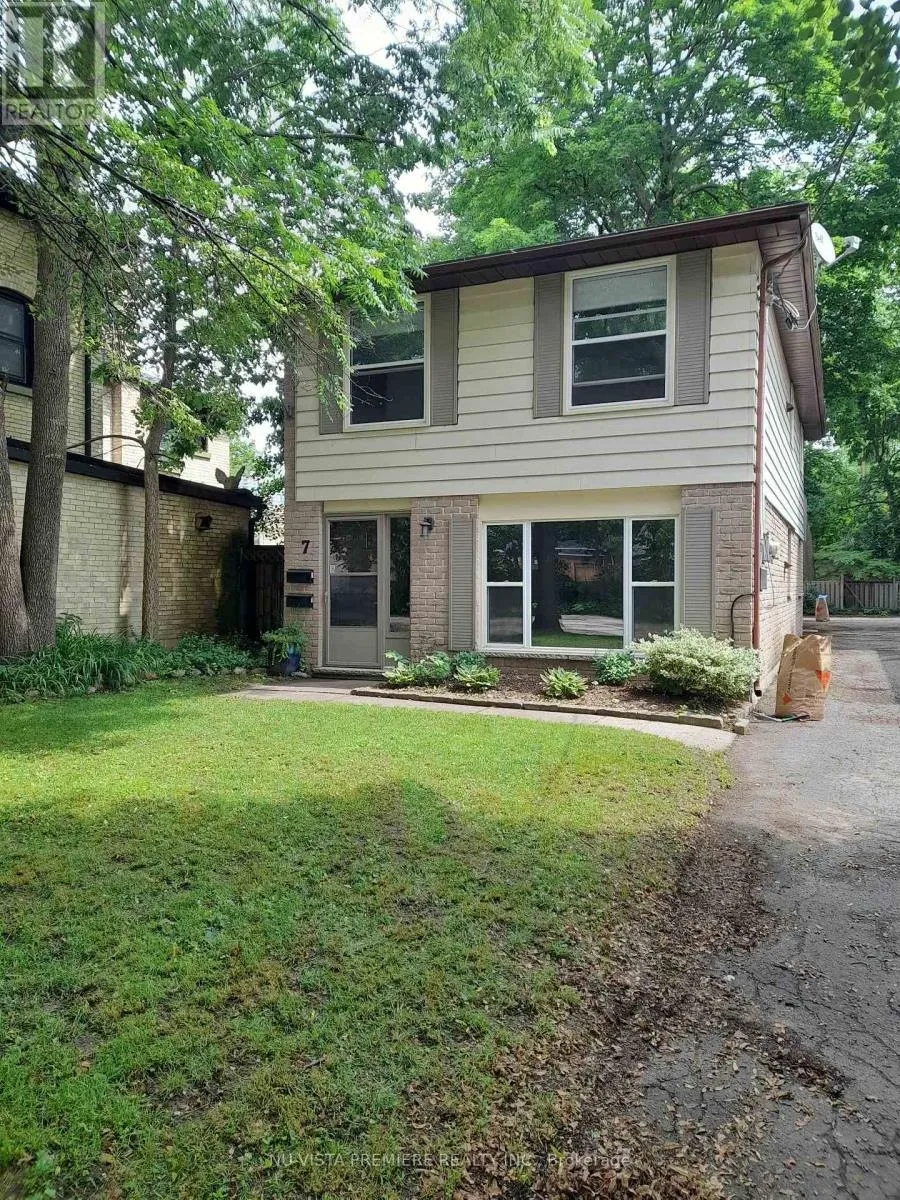 Duplex for rent: 7 Horn Street, London South, Ontario N6C 3K3