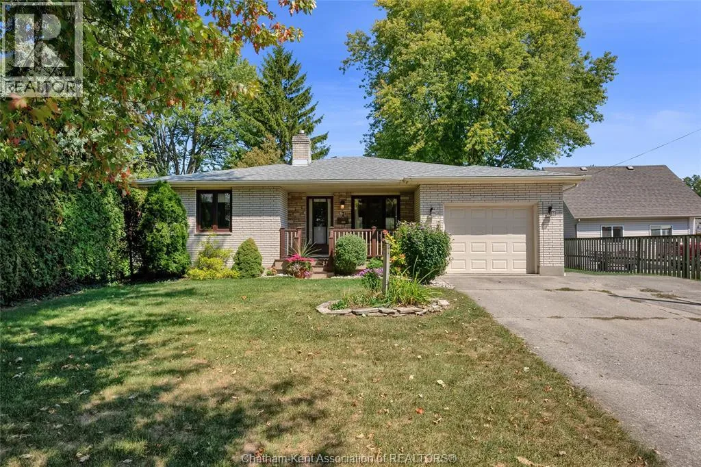 House for rent: 7 Lawson Drive, Chatham, Ontario N7L 2R1