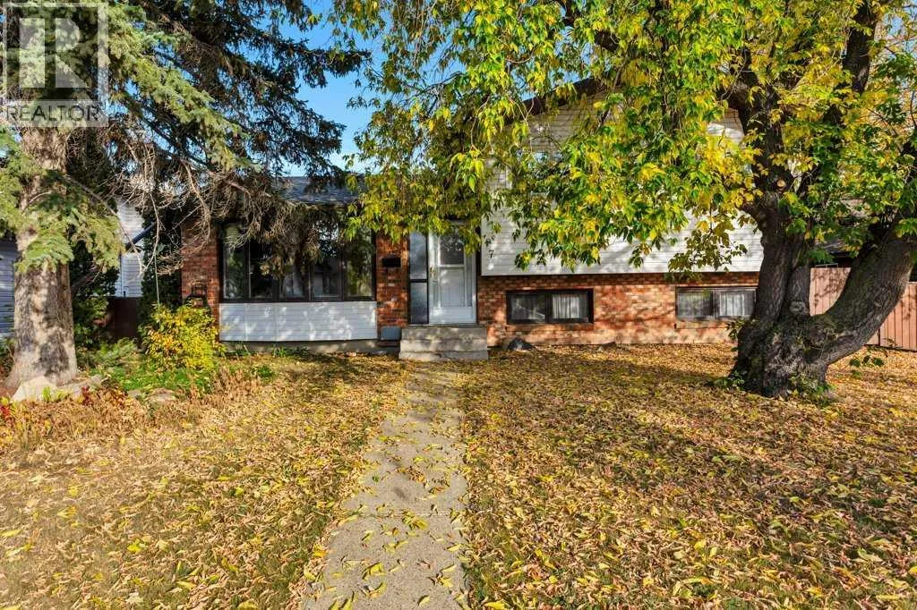 House for rent: 7 Nellis Avenue, Red Deer, Alberta T4P 2C2