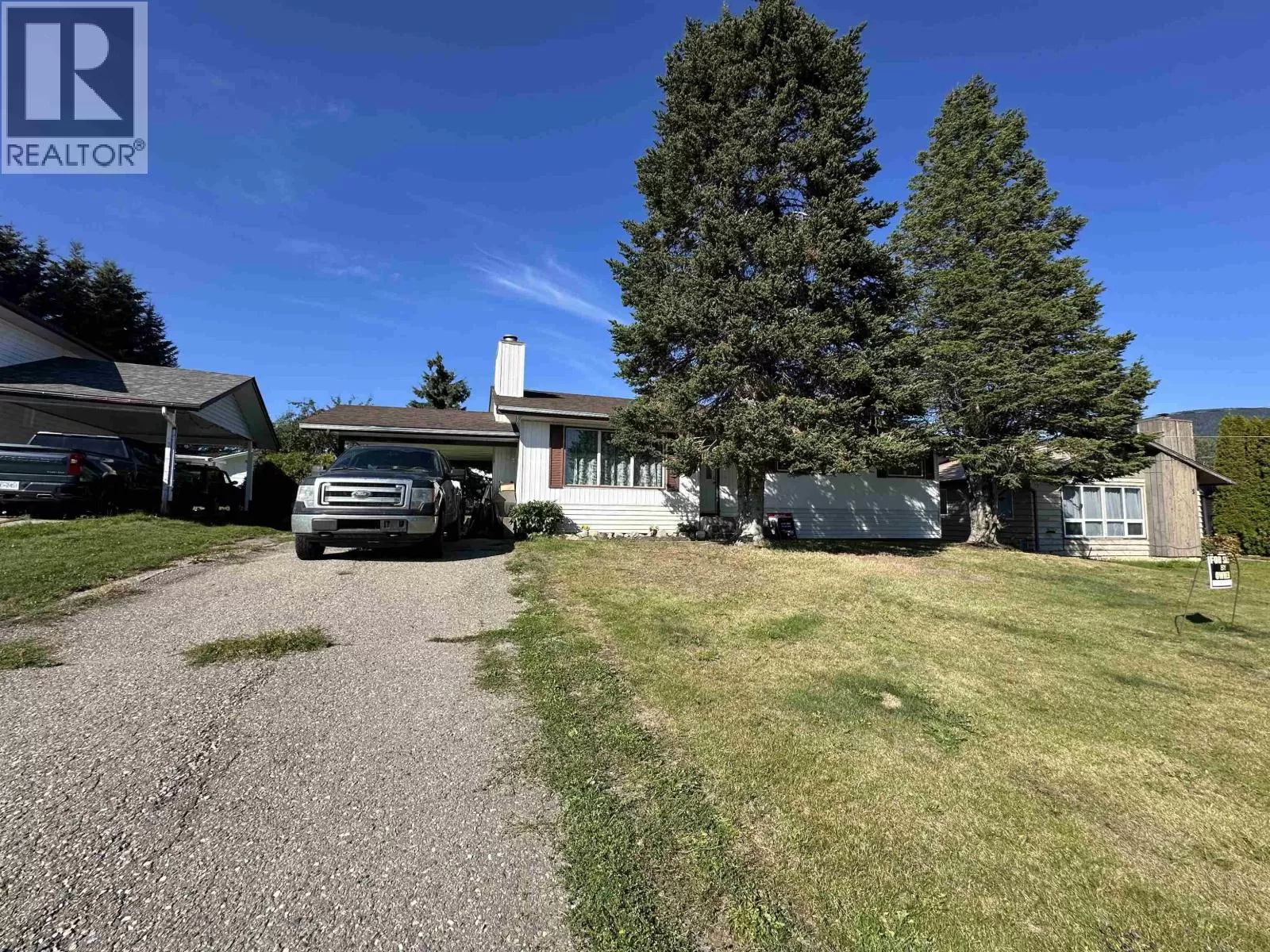 House for rent: 7 Scovil Place, Mackenzie, British Columbia V0J 2C0