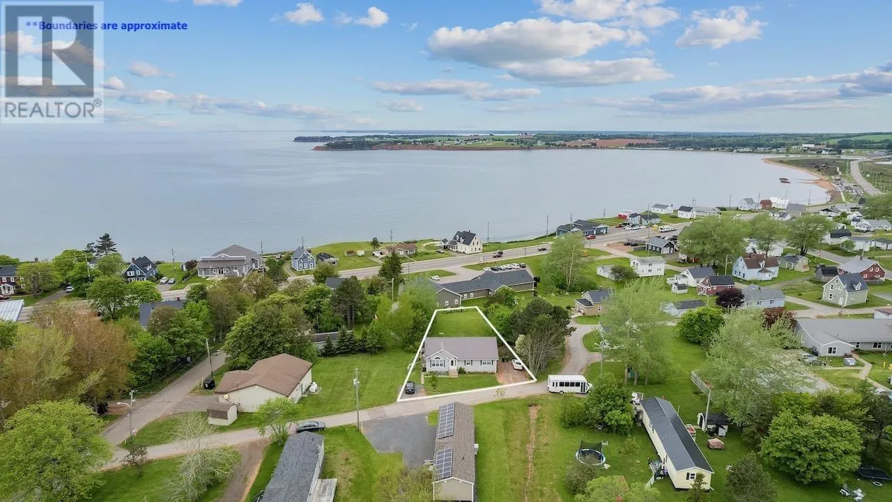 Duplex for rent: 7 Spring Street, Souris, Prince Edward Island C0A 2B0