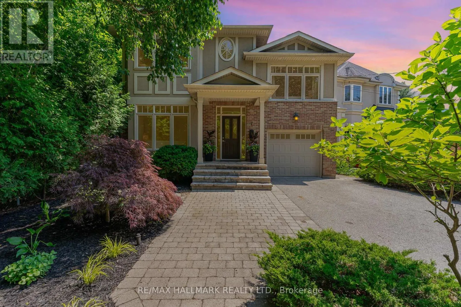 House for rent: 7 Tizzard Avenue, Toronto, Ontario M8Y 3Z4