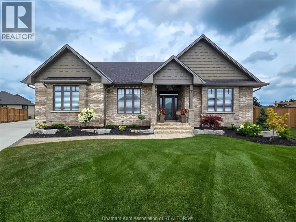 House for rent: 7 Tracy Drive, Chatham, Ontario N7M 0S8