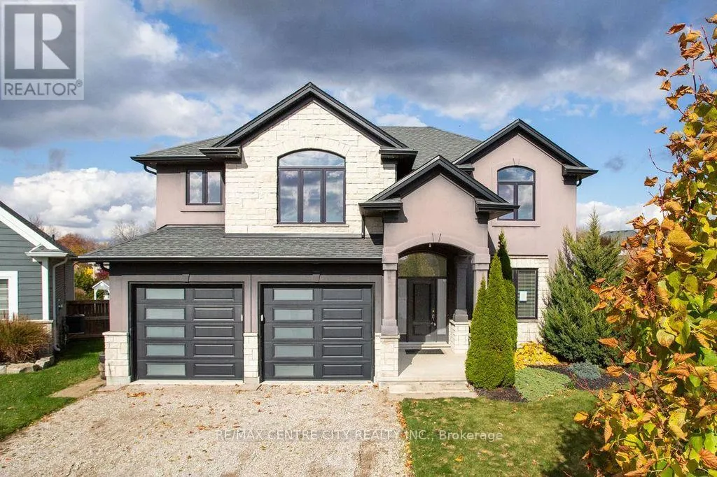 House for rent: 7 Turnberry Court, St. Thomas, Ontario N5R 0G2