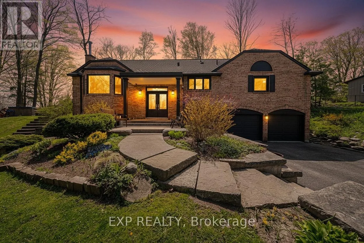 House for rent: 7 Valley Trail, East Gwillimbury, Ontario L3Y 4V8